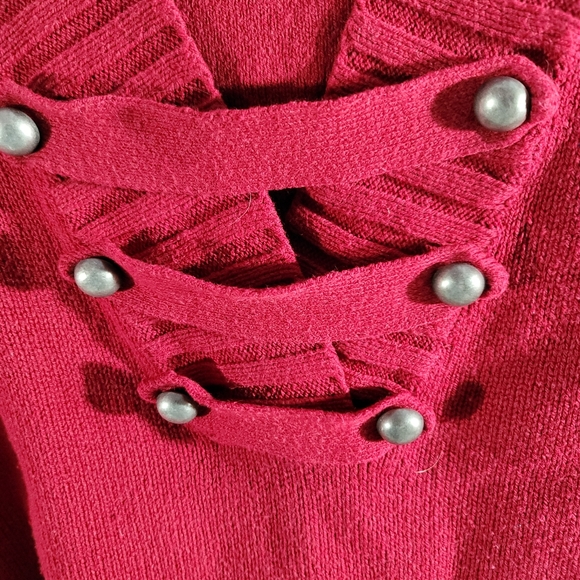 Alxy 2X Red Winter Sweater - Picture 5 of 7